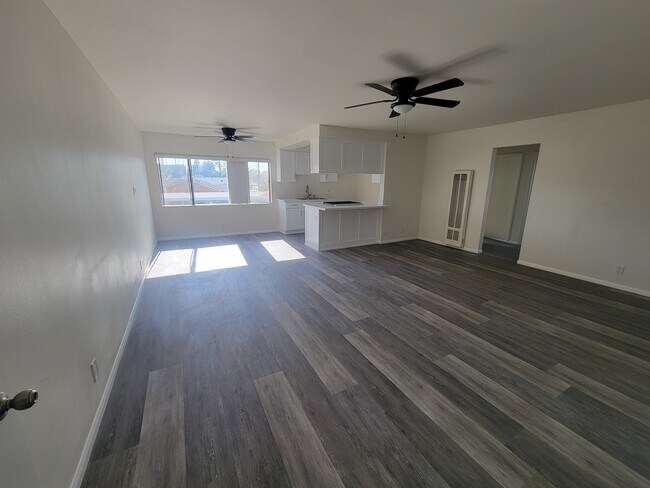 Foto del edificio - The Exotic Isle