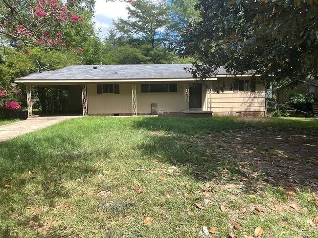 Foto del edificio - 3612 Sykes Park Dr