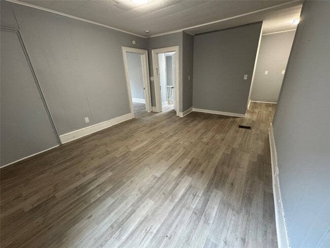 Building Photo - 28 Lydia St