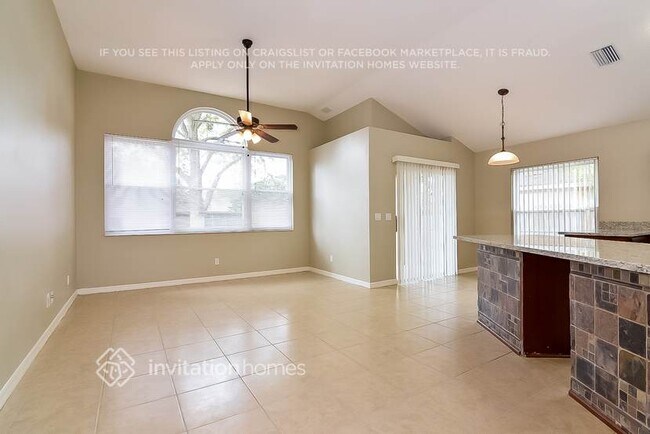 Building Photo - 6127 Weatherwood Cir