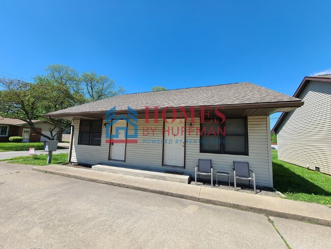 Building Photo - One Bedroom Apartment | Fort Branch