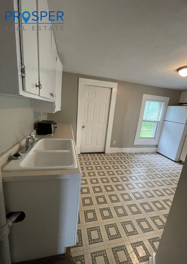 Foto del edificio - 826 Menomonie St