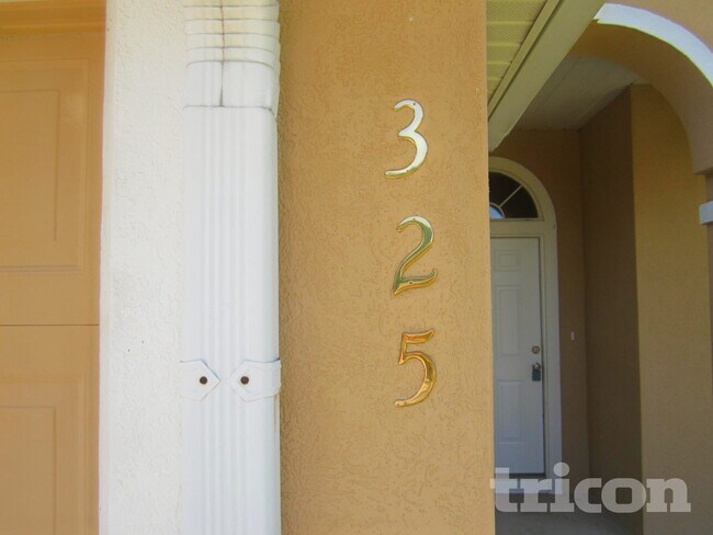 Foto del edificio - 325 Island View Cir