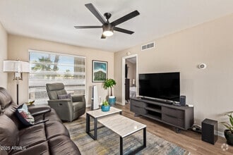 Building Photo - 13606 N Hamilton Dr
