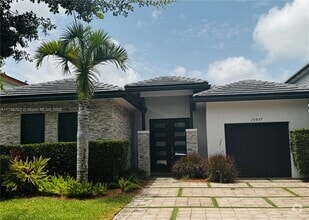 Building Photo - 15957 SW 136 Way