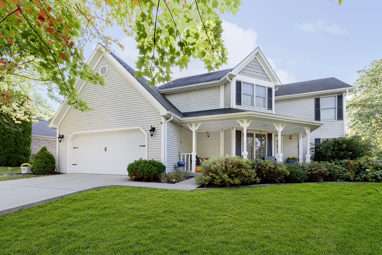 1114 Ridgeway Dr, Crawfordsville, IN 47933 House Rental in