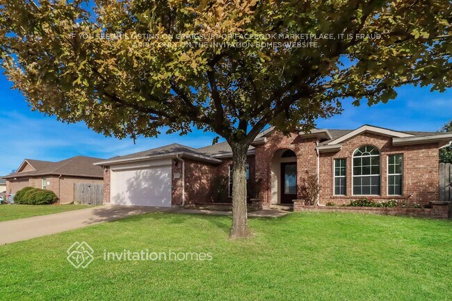 Foto del edificio - 3405 Charing Cross Rd