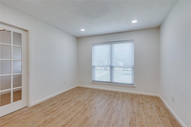 Foto del edificio - 1504 Rockmoor Dr