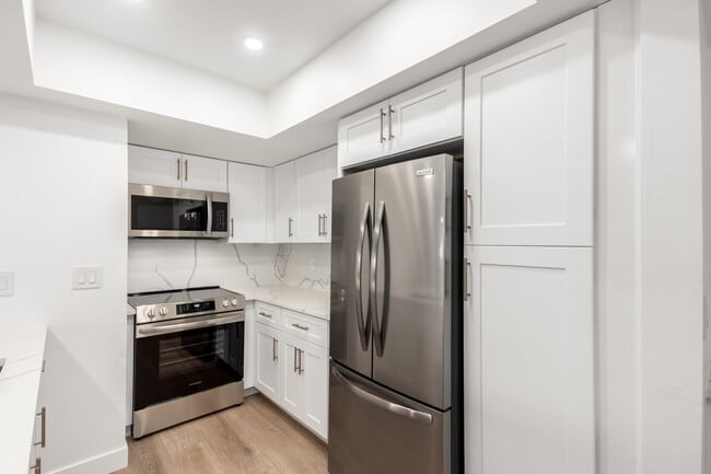 Photo - 2935 N 68th St Apartment