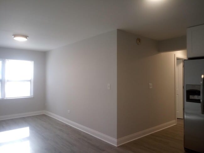 Building Photo - 4835 Belmont Rd
