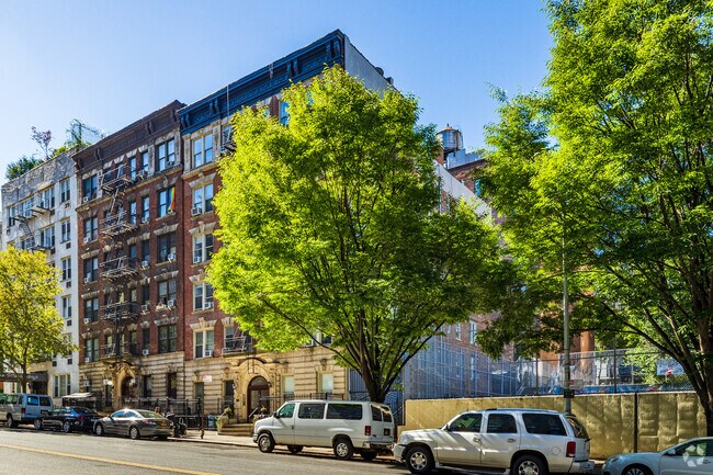 Foto del edificio - 328 W 96th St