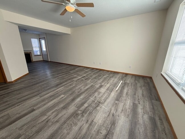 Building Photo - Newly Remodeled 3-Bedroom Apartment with Large Deck & Attached Garage in Farmer City