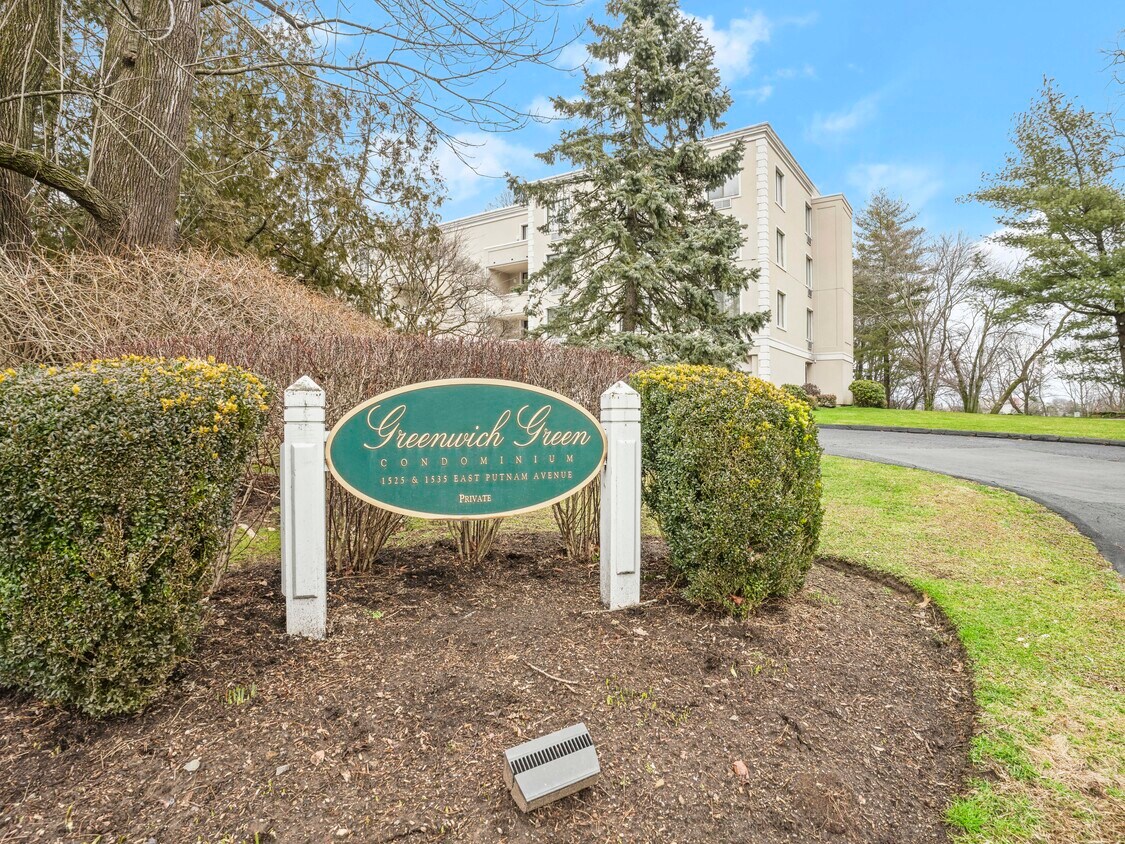 Foto principal - 1525 E Putnam Ave