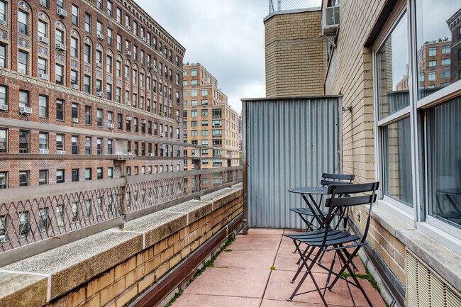 Foto del edificio - 210 W 89th St