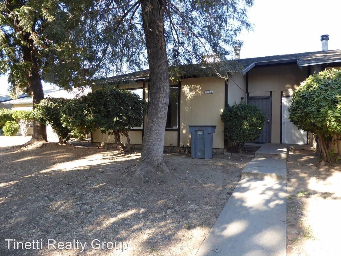 3235 Denver Ave, Merced, CA 95348 Condo for Rent in Merced, CA