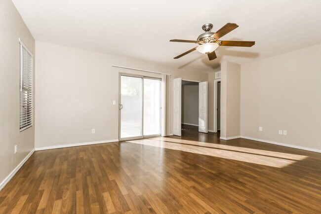 Foto del edificio - 3127 W Park St