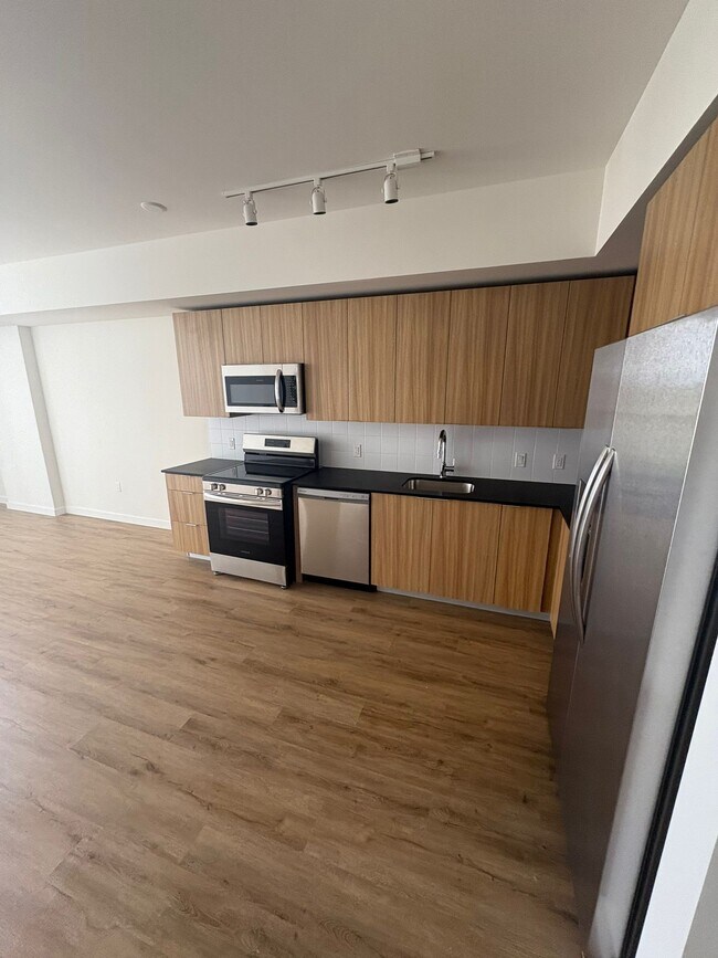 Foto del edificio - 981 E 27th St