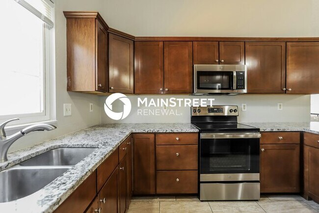 Foto del edificio - 4 Bedroom Pet-Friendly Home in Denver, CO with Main Street Renewal