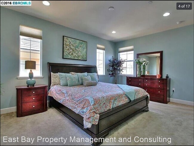 Building Photo - 3 br, 2.5 bath House - 3461 Bramante Lane