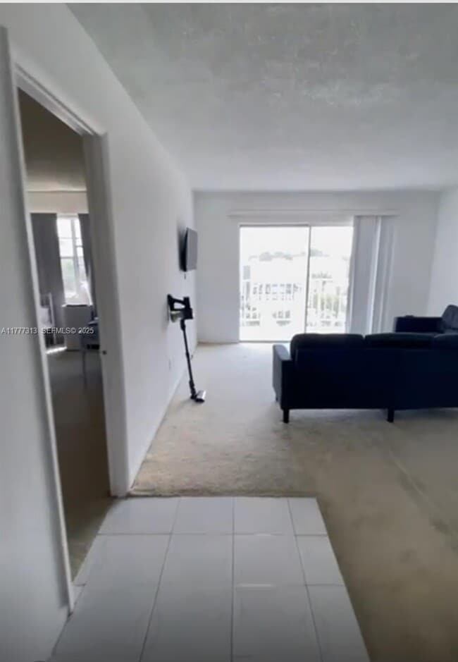 Building Photo - 496 NW 165th St