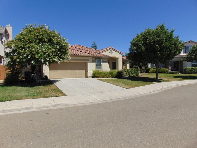 Foto del edificio - Beautiful Single story Home in Tracy