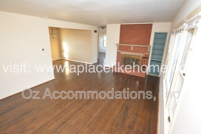 Foto del edificio - 4952 N Garfield Ave