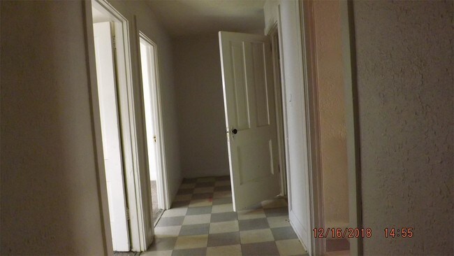 Foto del edificio - 1312 N Church St