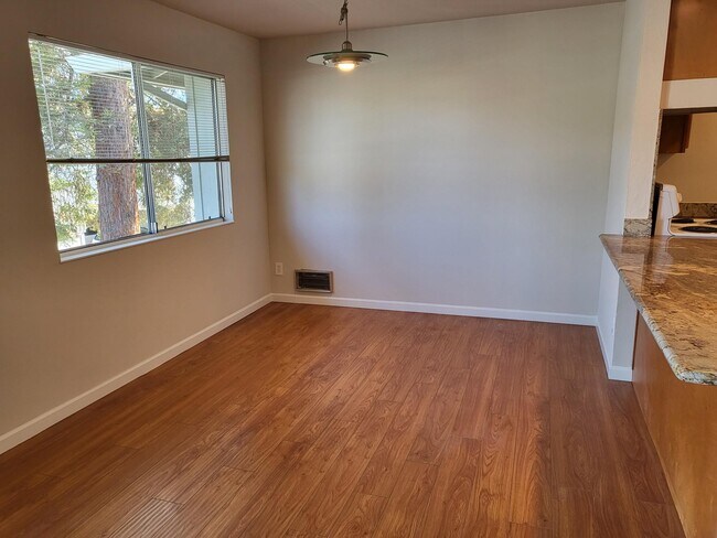 Building Photo - 1115 Reed Ave