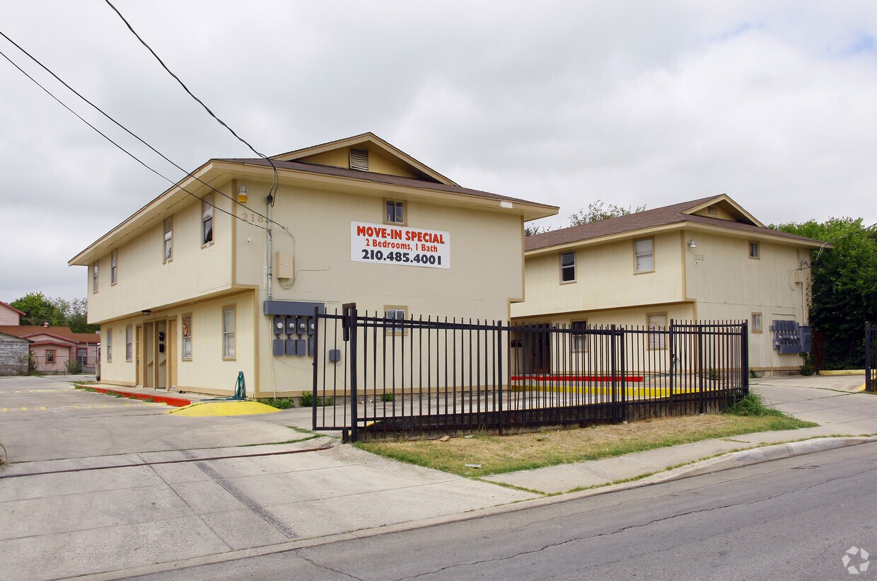 218222 Merida St, San Antonio, TX 78207 Apartments San Antonio, TX