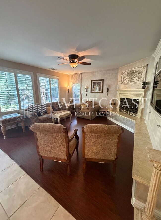 Foto del edificio - Spacious 5-Bedroom Luxury Home with 5.25 Baths in Temecula – Over 4,300 Sq Ft