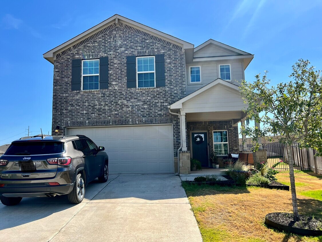 Foto principal - 104 Blue Sage Dr