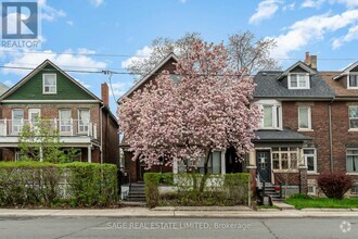 Building Photo - 604 Ossington Ave