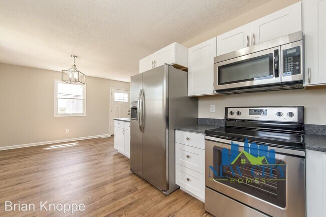 Foto del edificio - 3 br, 1 bath House - 610 Reynolds Avenue