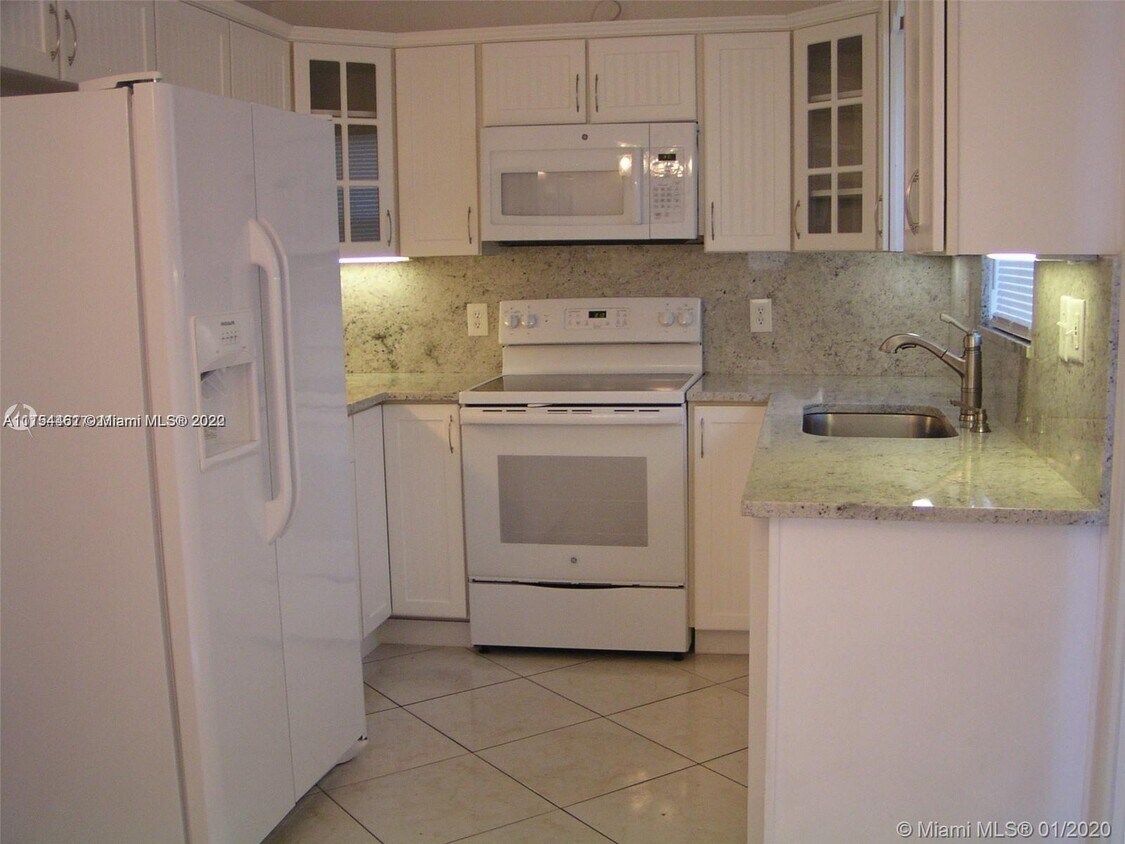 4289 S Mary Cir, Palm Beach Gardens, FL 33410 House Rental in Palm