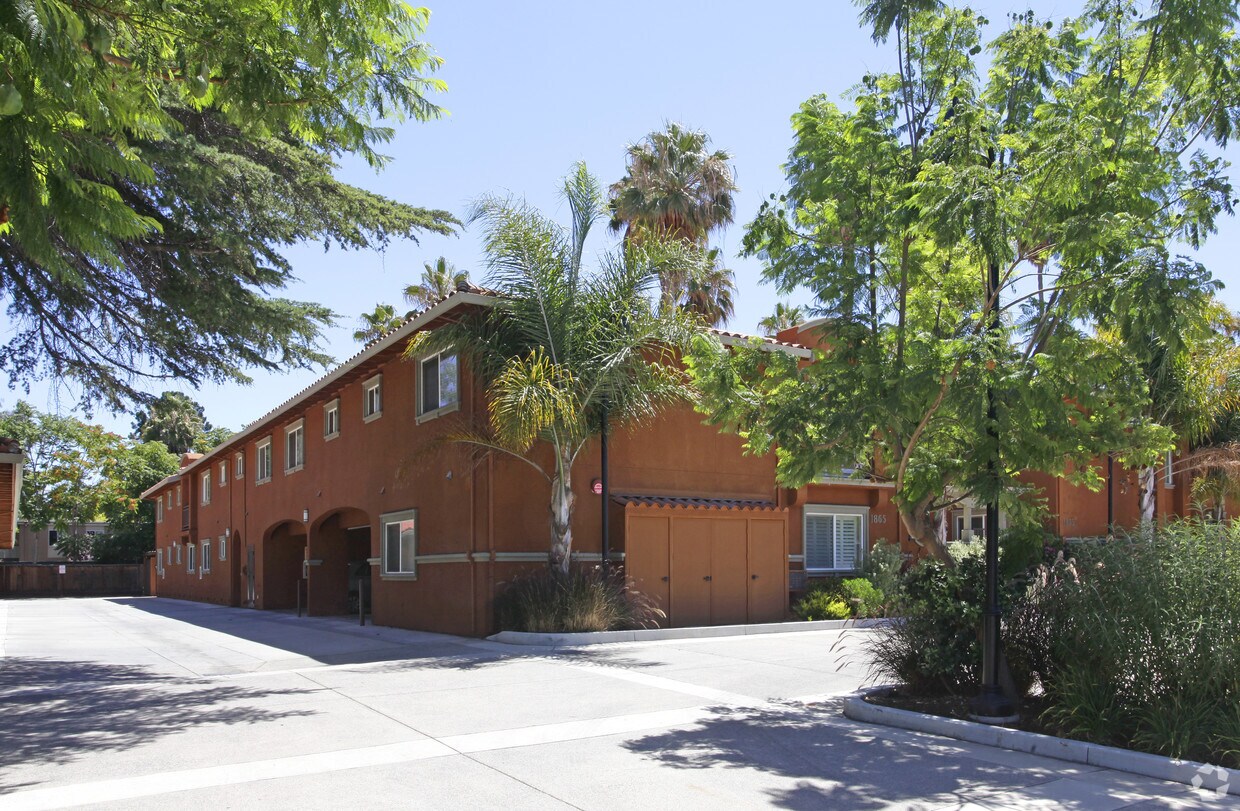 Foto del edificio - The Palms