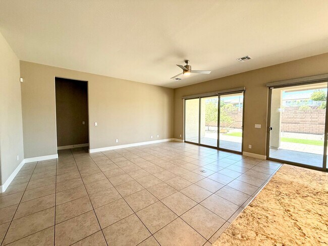 Building Photo - Move-In Ready 2 Bed, 2 Bath Home in Prime Prescott Location
