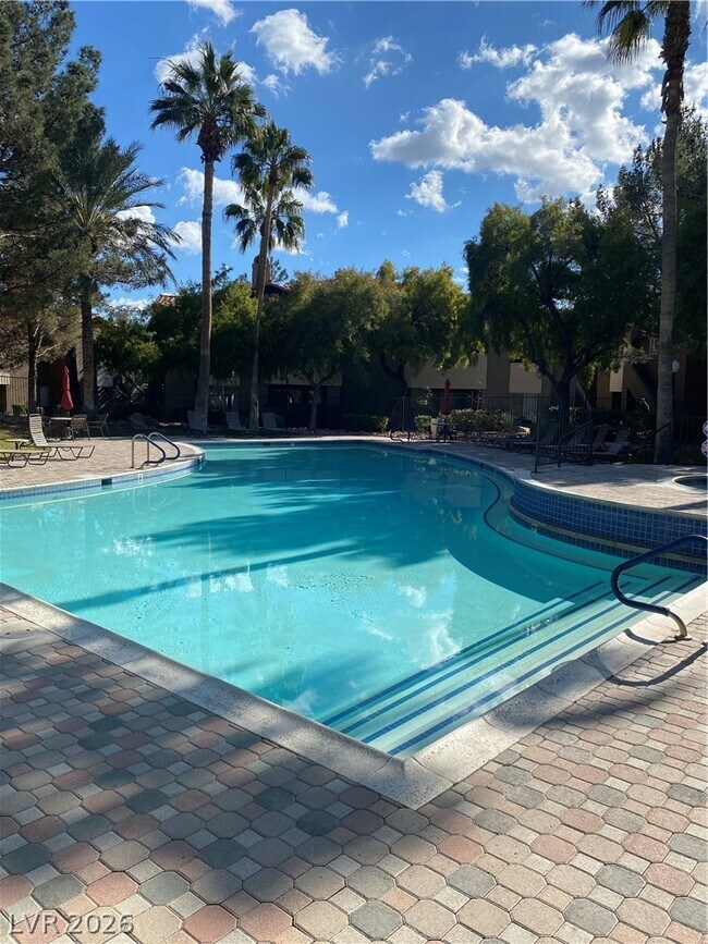 Foto del edificio - 9000 S Las Vegas Blvd