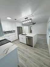 Building Photo - 5027 Darnell St