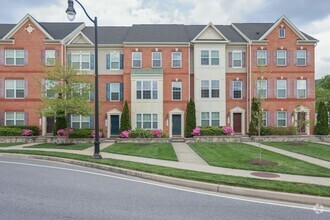 Building Photo - 7954 Blue Stream Dr