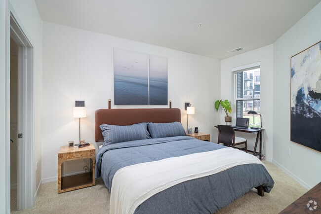 1BR, 1BA - 749SF - Bedroom - Lucca Fox Valley