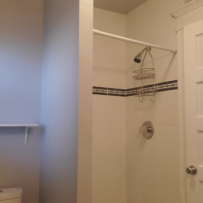 Building Photo - 2223 Terrace Heights Ave