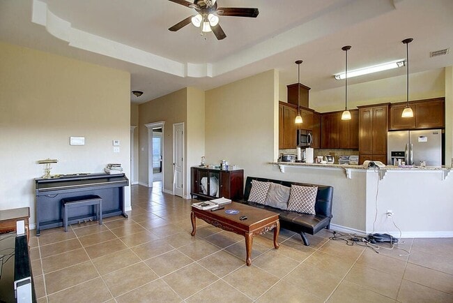 Building Photo - 3005 Dante Dr