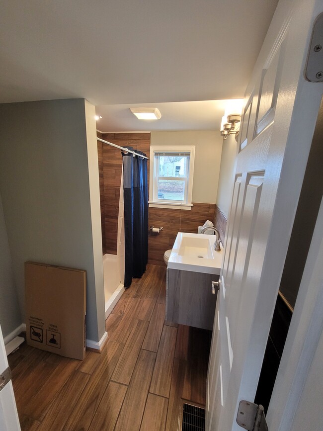 Bathroom 1 - 121 Southview Ter