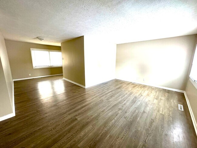Foto del edificio - 3940 N Webster Ave