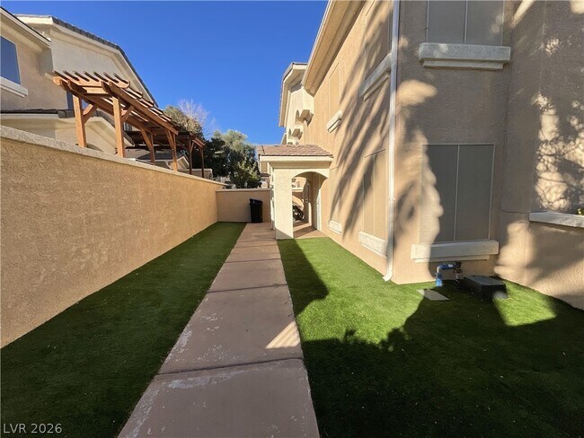 Foto del edificio - 509 Amber Sunset St