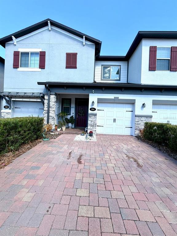 Building Photo - 204 Rustic Loop