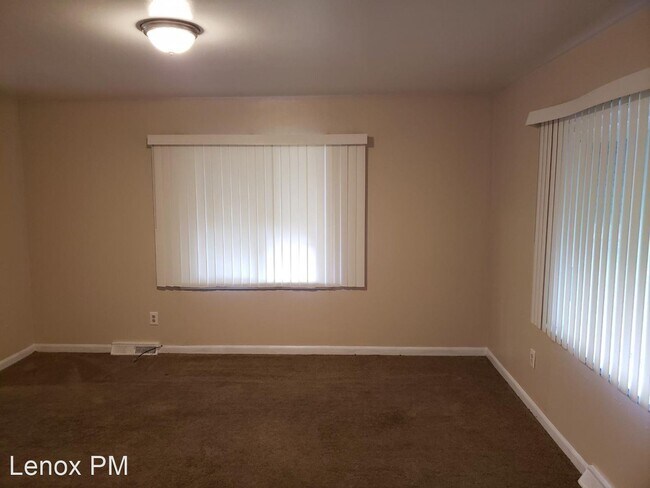 Building Photo - 3 br, 1 bath House - 13750 Marshall