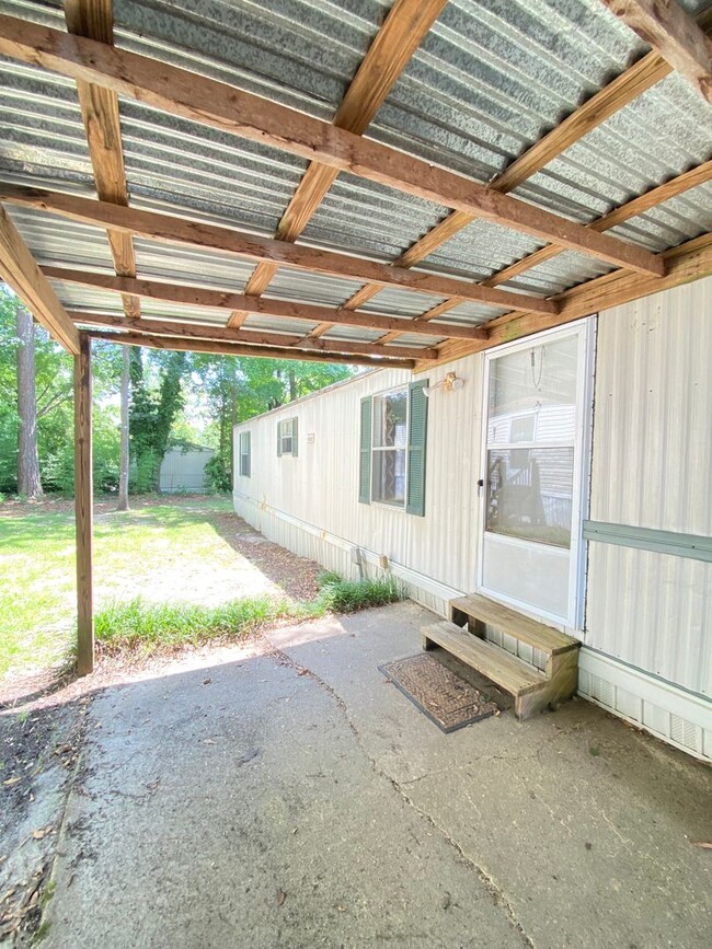 Building Photo - Ridgewood Mobile Home Community