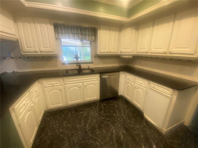Foto del edificio - 1448 Pine Needle Ln
