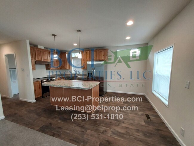 Foto del edificio - BRAND NEW 2 BEDROOM, 1 BATH!!!